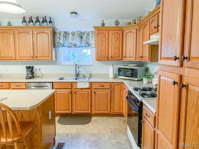 Building Photo - 1031 Buran Dr