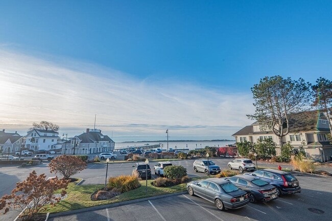 Primary Photo - 432 Humphrey St