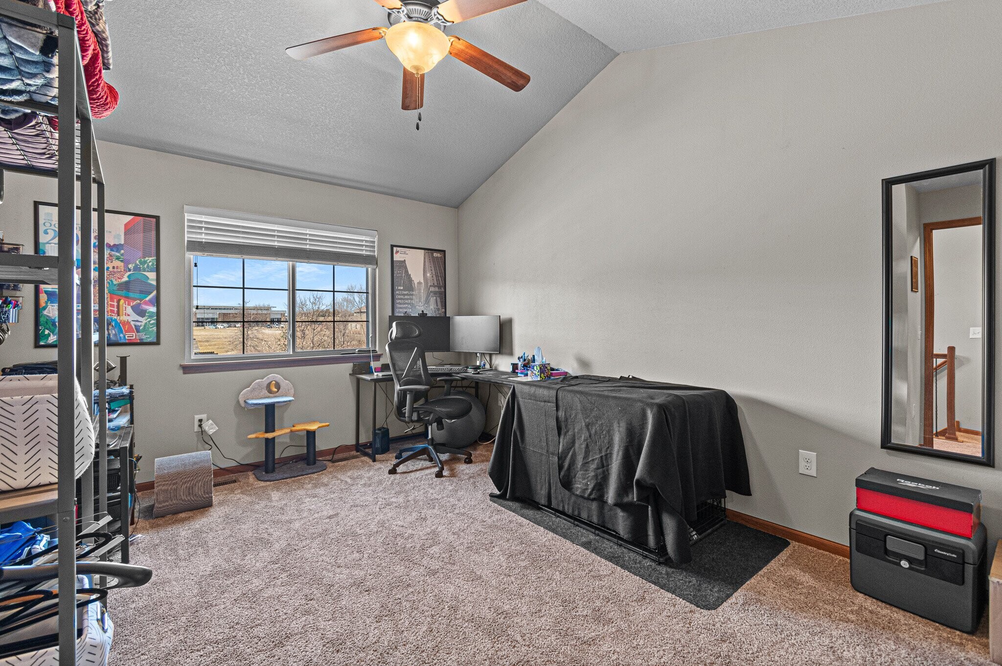 Building Photo - 1556 Burr Dr