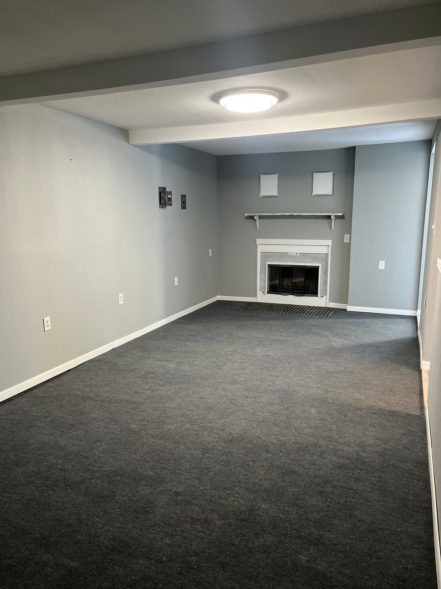 Great Room with Fireplace - 5126 Taos Dr
