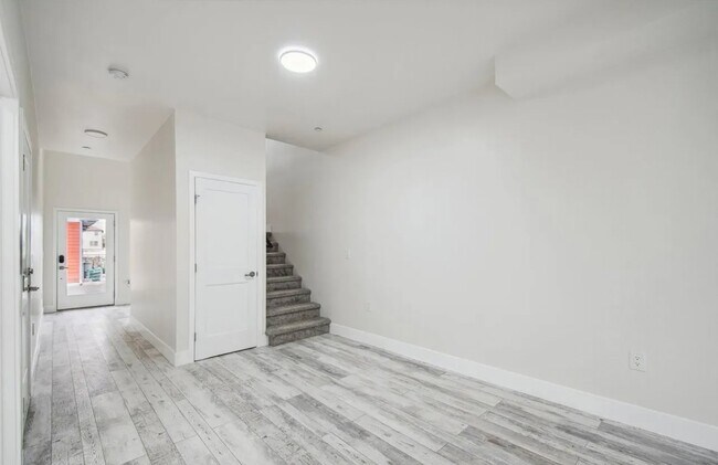 Building Photo - 3576 W 66th Ave