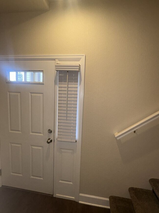 Building Photo - Beautiful 2bd/2ba Condo in West Greeley with Garage!