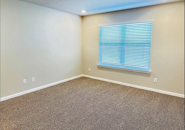 Building Photo - 2495 Arbordale Lp