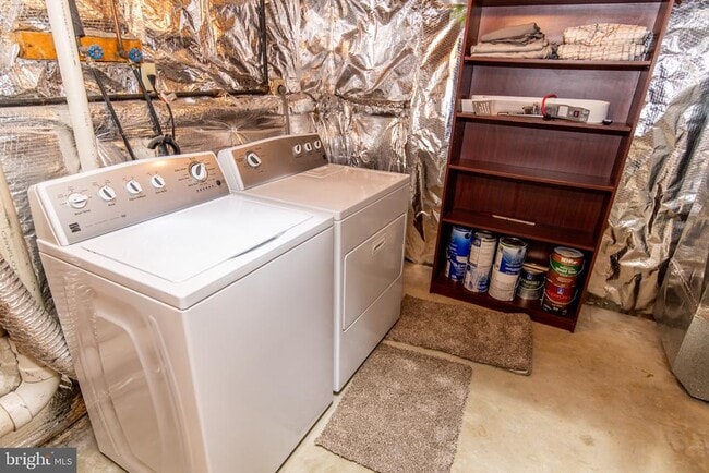 Building Photo - 614 Tuckahoe Creek Ct