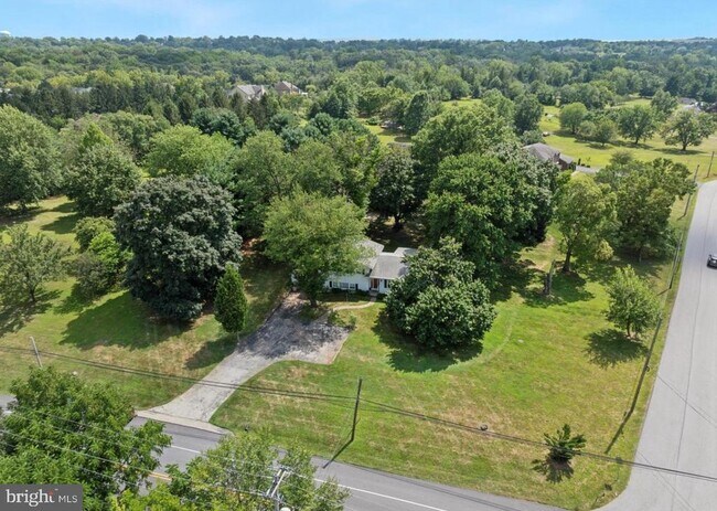 Building Photo - 3334 Germantown Pike