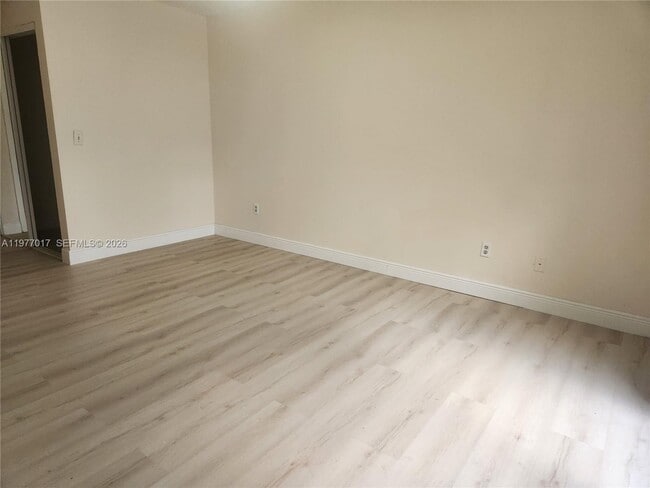 Building Photo - 7184 Sportsman Dr