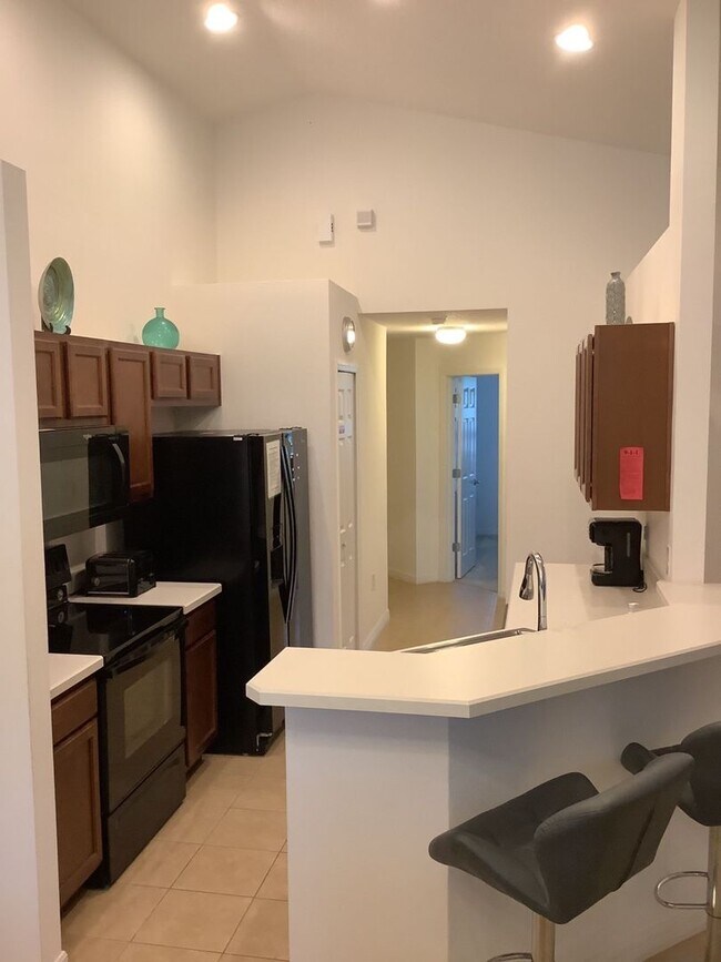 Building Photo - Furnished 4-Bedroom Pool Home in Davenport...