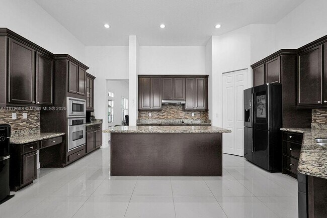 Building Photo - 2952 NW 84th Terrace