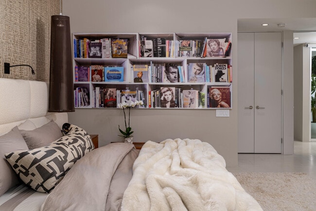 Building Photo - 177 Westlake Dr