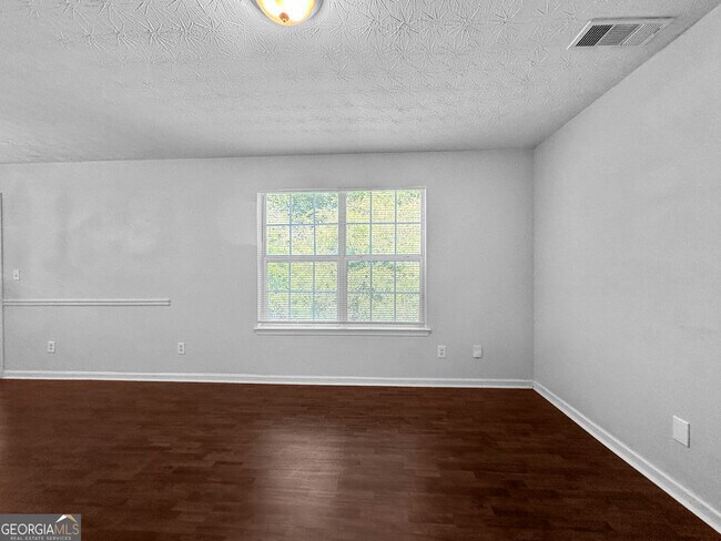 Building Photo - 417 Kirkland Dr