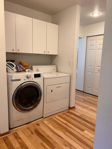 Building Photo - 314 W 8th Ave