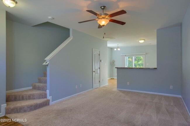 Building Photo - 113 Beacon Woods Dr