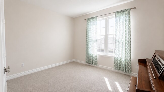 Building Photo - Spacious Home In Mansfield School District Ready For Move-In
