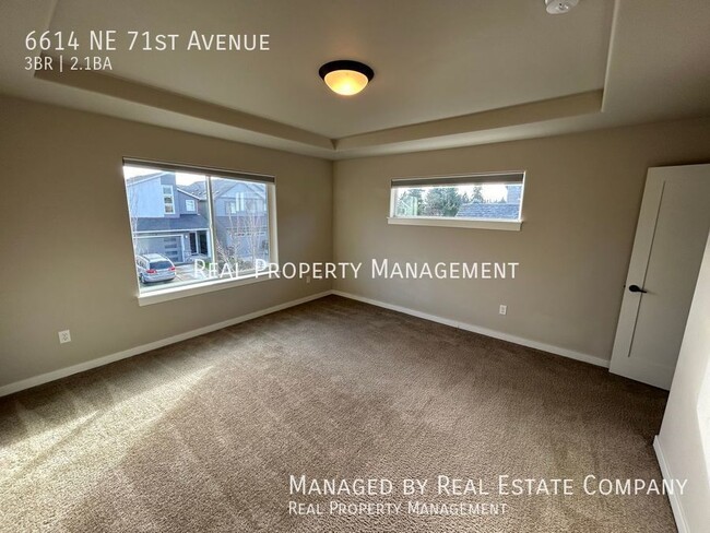 Building Photo - 6614 NE 71st Ave