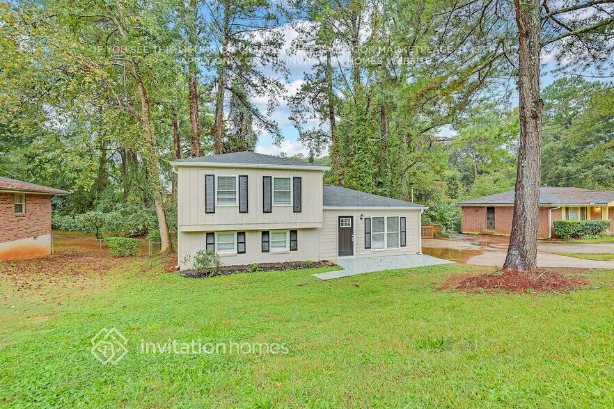 Building Photo - 3141 Flat Shoals Rd