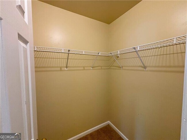 Building Photo - 7888 The Lakes Point