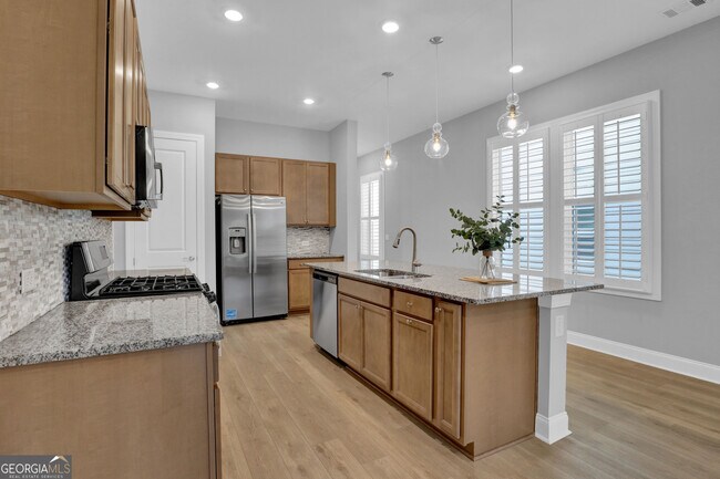 Building Photo - 35 Club Cresswind Dr