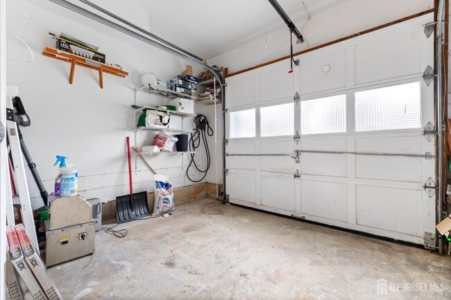 Building Photo - 155 Salem Rd