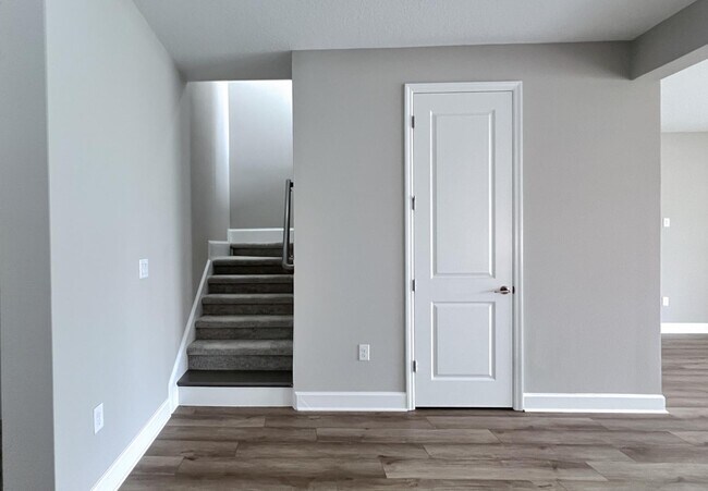 Building Photo - 12893 Harvest Rain Ave