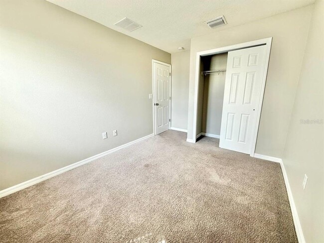 Building Photo - 7123 Summer Holly Pl