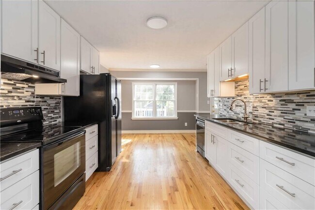 Building Photo - 2142 Graystone Pkwy