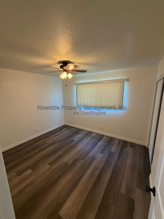 Building Photo - 4500 Sutton Pl