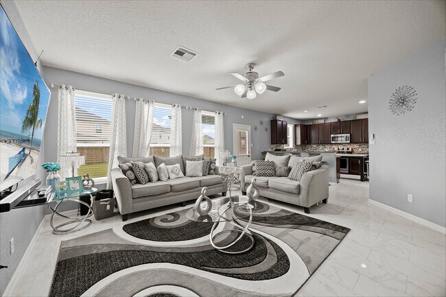 Building Photo - 15015 Hope Hills Ln