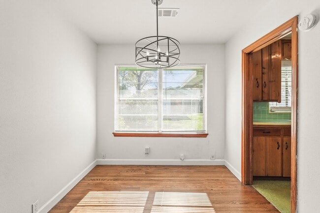 Building Photo - 1207 Stonecrest Dr