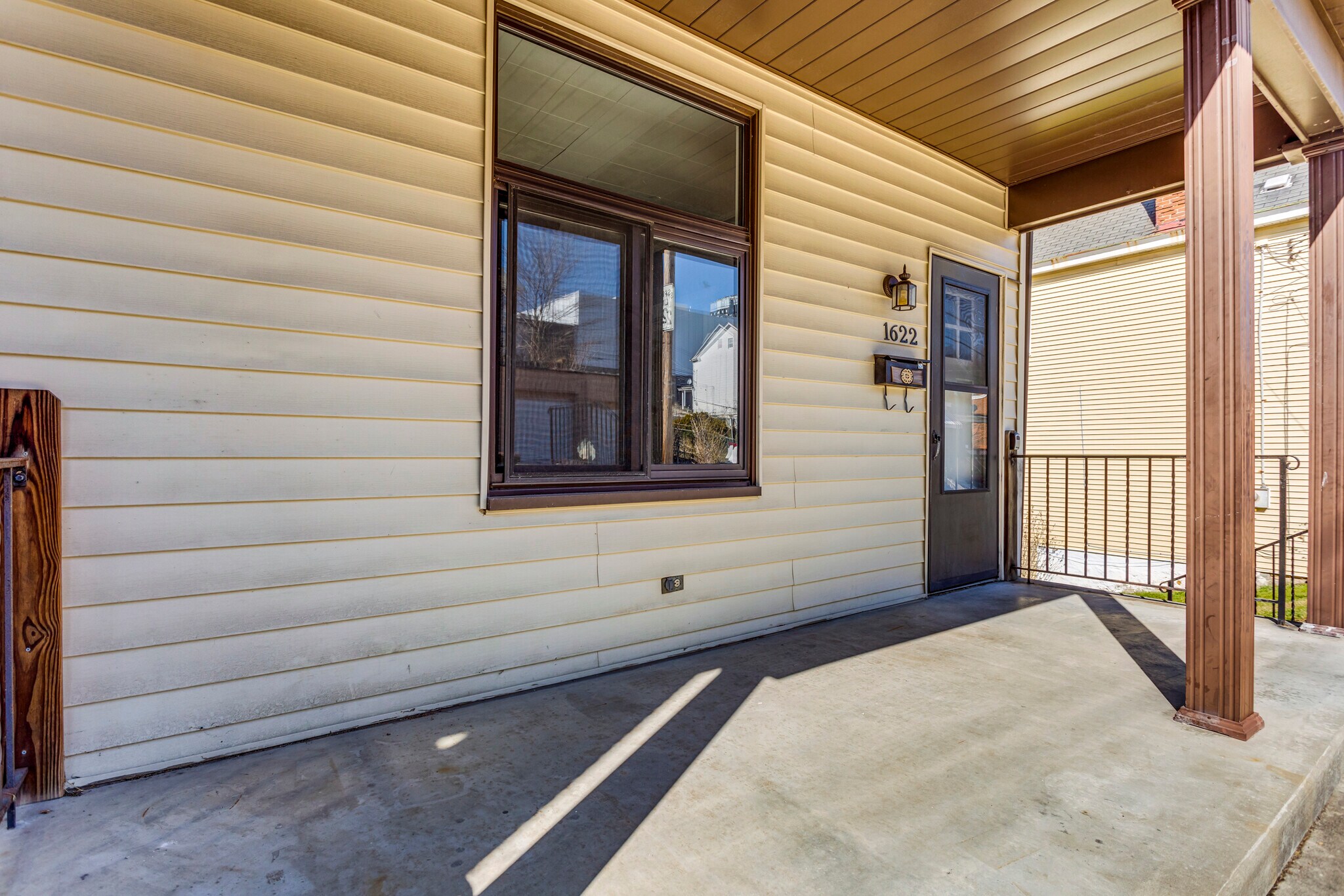 Building Photo - 1622 Westmont Ave