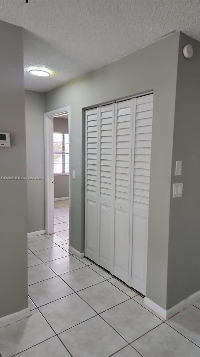 Building Photo - 11544 NW 44th St