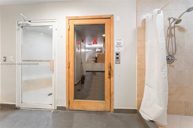 Building Photo - 6365 Collins Ave