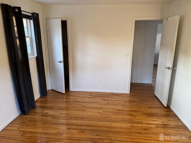 Building Photo - 6501 Ave C