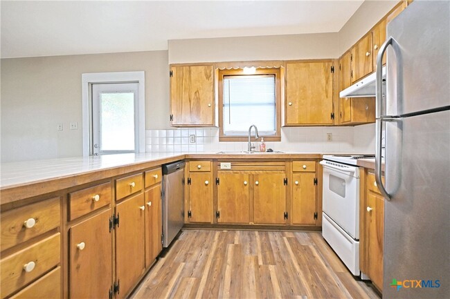 Building Photo - 4706 Dreibrodt Rd