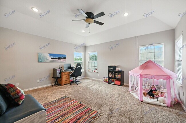 Building Photo - 7912 Adobe Dr