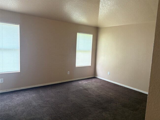 Building Photo - 1410 Seafield Dr
