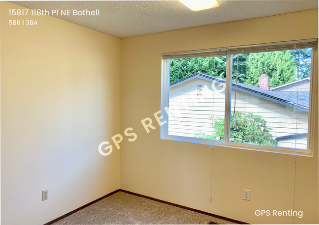 Building Photo - Updated 5-Bedroom Home for Rent in Bothell