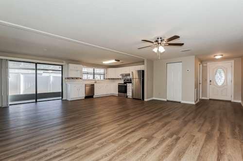 Building Photo - 6828 Eden Ln