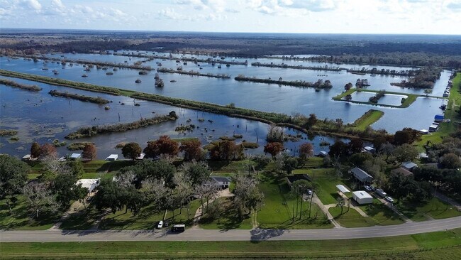 Building Photo - 29927 County Rd 25