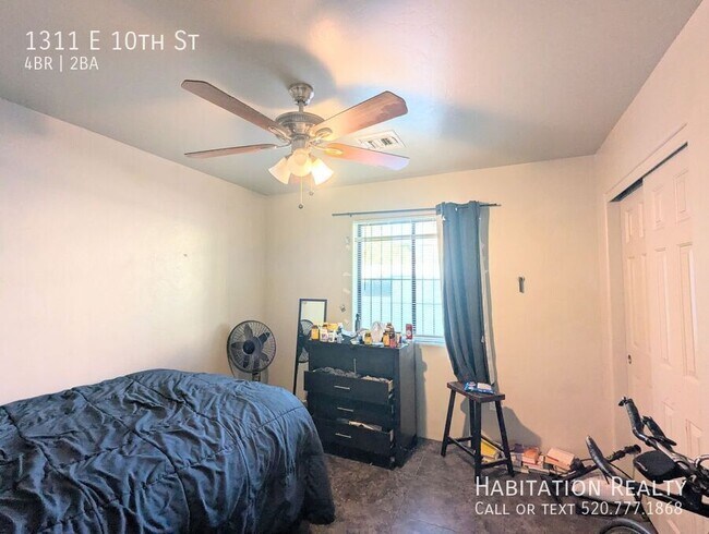 Building Photo - 1311 E 10th St