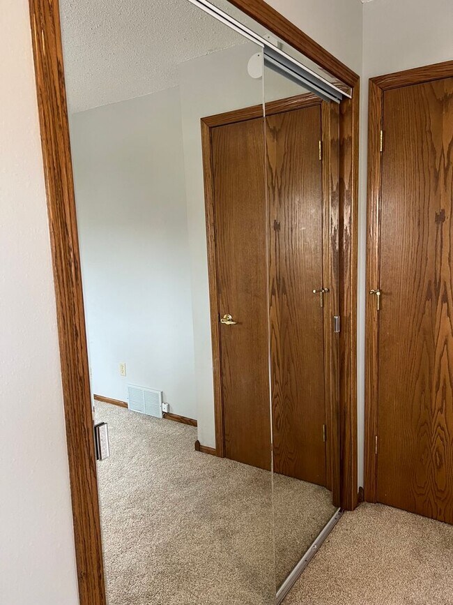 Building Photo - ~ FALL FEELS (And DEALS!) ~  Elegant 4-Bed...