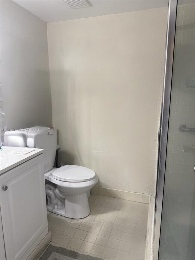 Building Photo - 12209 SW 14th Ln