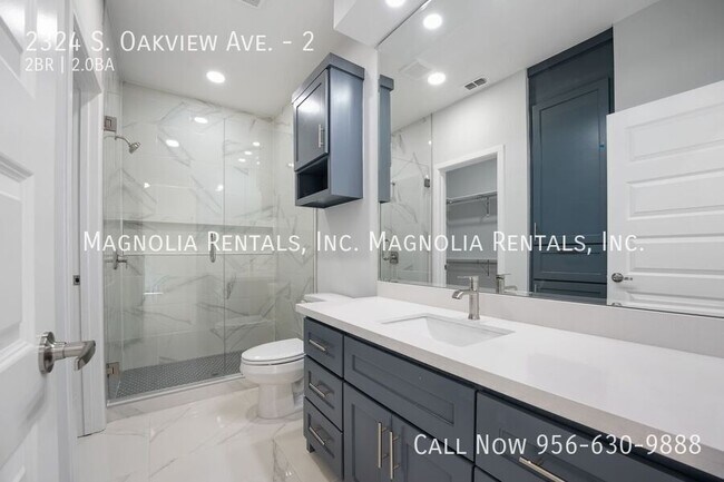 Building Photo - 2324S S Oakview Dr