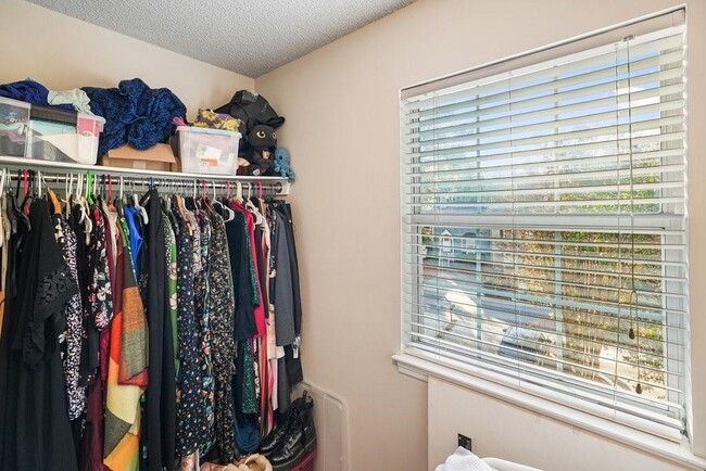 Building Photo - 5078 Afton Way