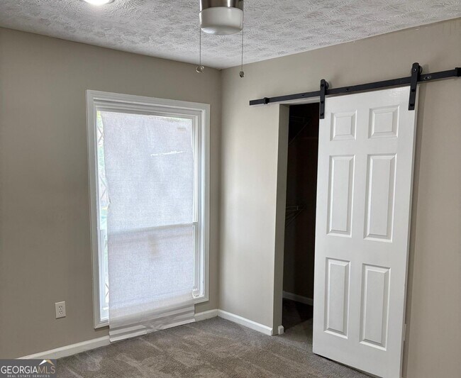 Building Photo - 3193 Abbeywood Dr