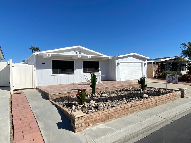 Primary Photo - 73240 Adobe Springs Dr