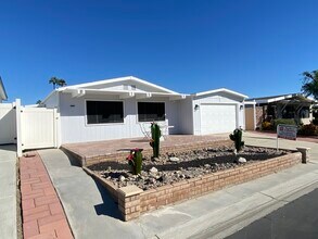 Building Photo - 73240 Adobe Springs Dr