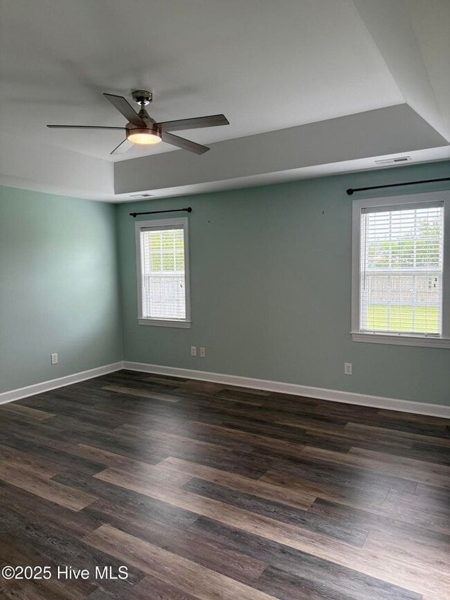 Building Photo - Welcome to Woodlands!