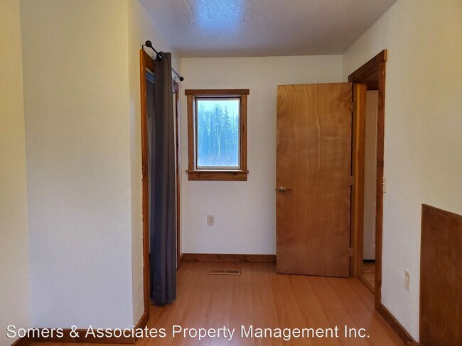 Building Photo - 3 br, 2 bath House - 1587 Bradway Rd