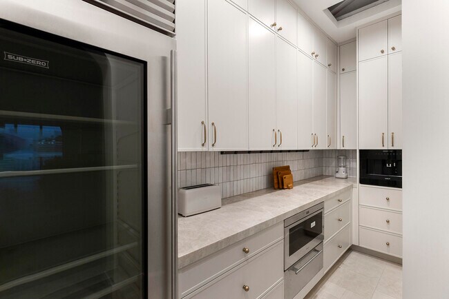 Building Photo - 80805 Vista Bonita Trail