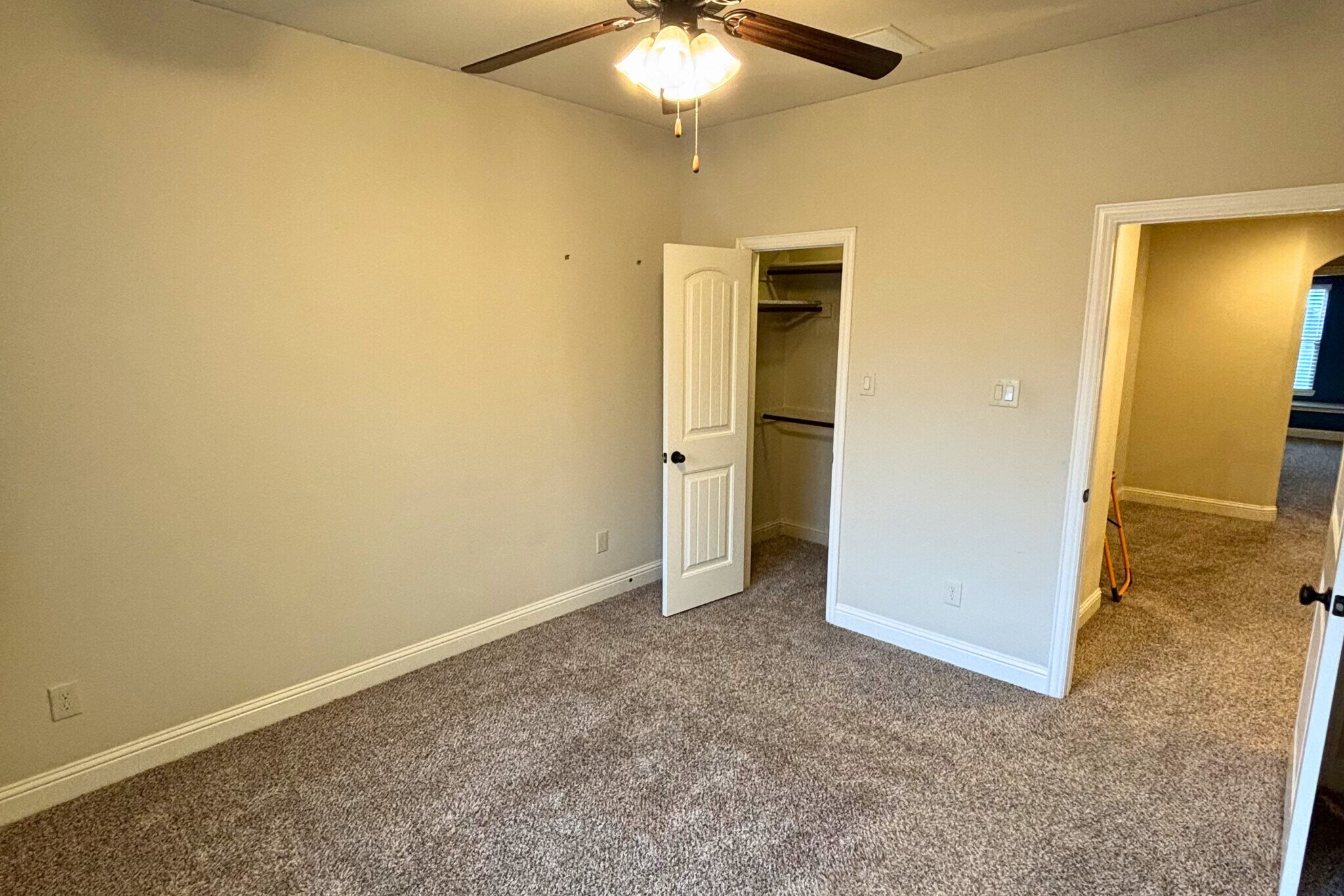 Building Photo - 5547 Lightfoot Ln